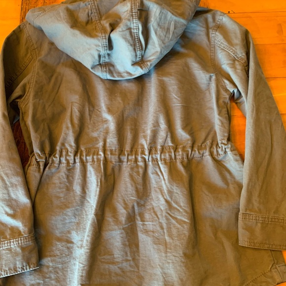 New Jacket - Picture 2 of 4